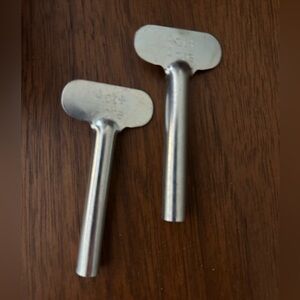 Act + Acre turn keys for exfoliator mask